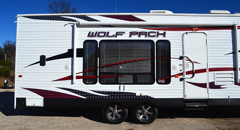 Wold Pack RV Graphics Replacement